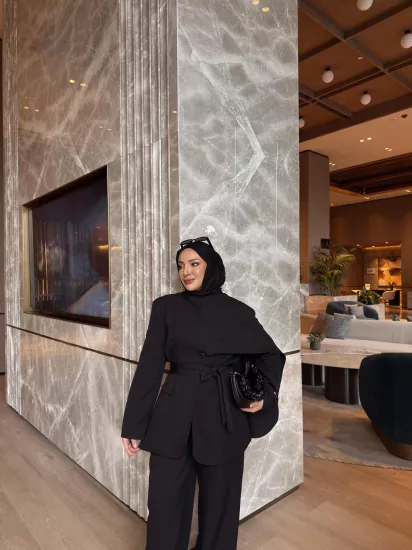 SİYAH  PARLA CEKET  0221