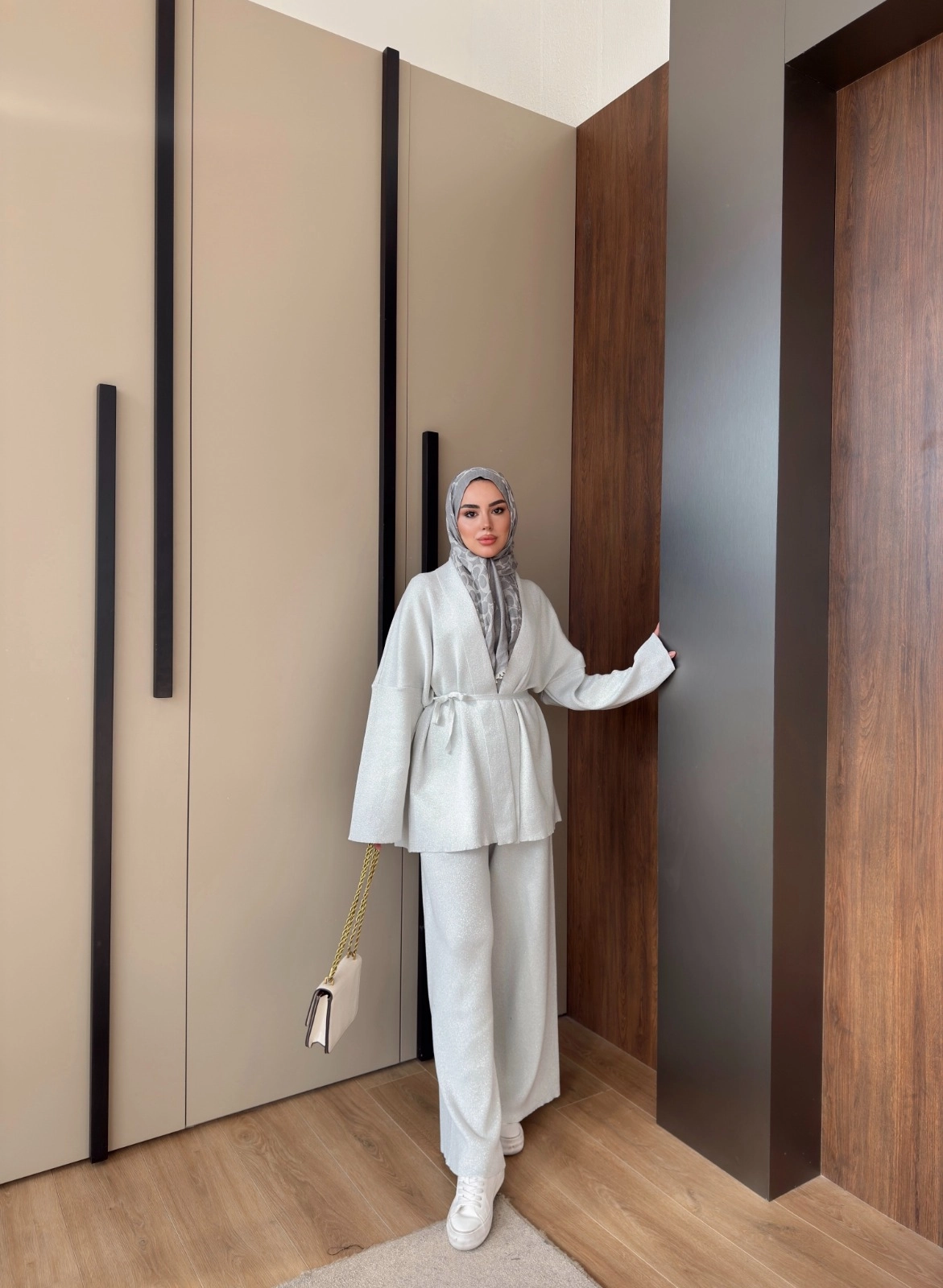 GRİ SİMLİ  TAKIM 2506