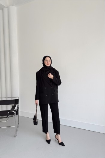 Siyah Wendy Kemerli Blazer Takım