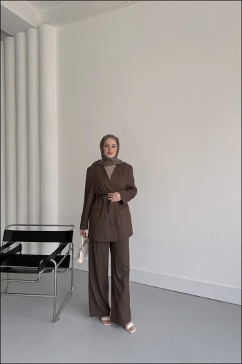 Kahve Sofia Kuşaklı Blazer Takım