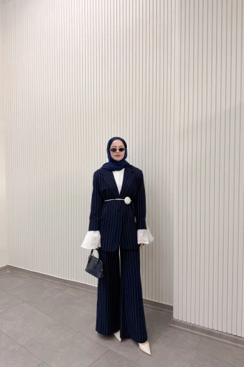 Lacivert Emma Gül Detaylı Blazer Takım