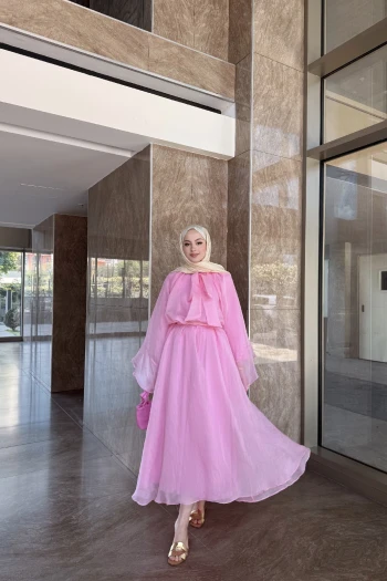 Pembe Larus Volan Kol Etekli Takım