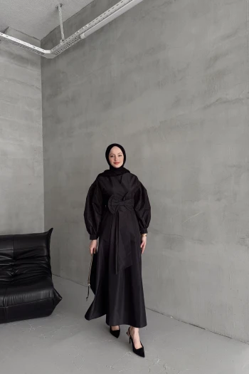 Siyah Faye Fiyonklu Elbise