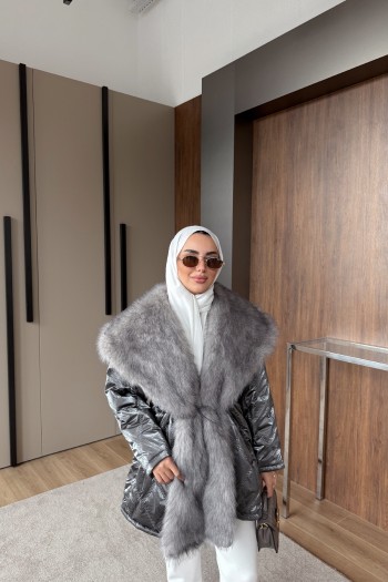 Antrasit Yakası Kürklü Mont