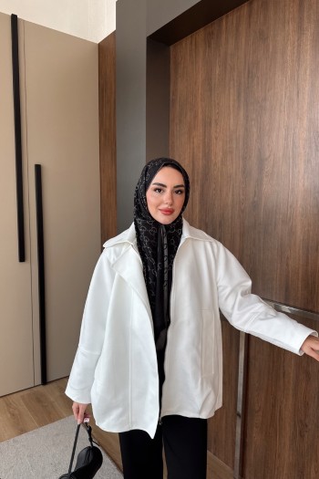 Beyaz Fermuarlı Süet Ceket