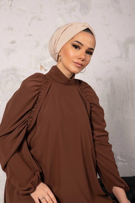 Kahve Lastik Detaylı Takım
