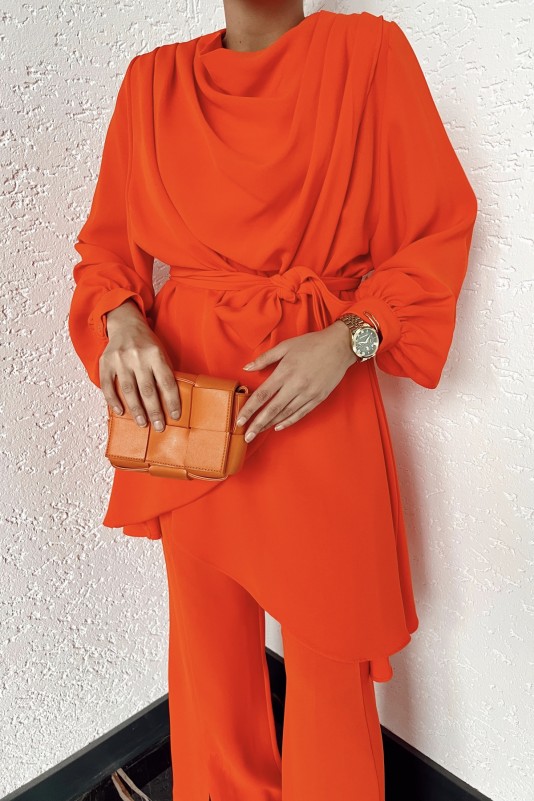 Oranj Degaje Yaka Asimetrik Pantolonlu Takım