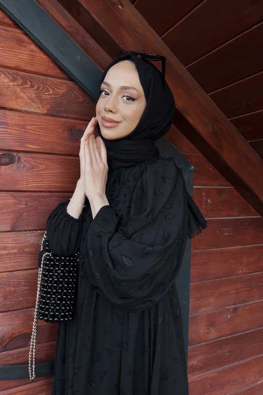 Siyah Tüylü Şifon Elbise