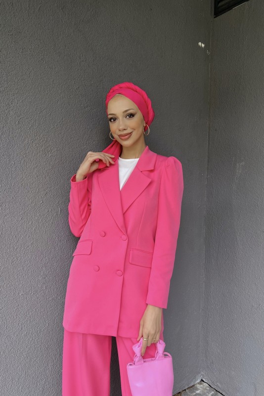 Pembe Cep Detaylı Blazer Ceketli Takım