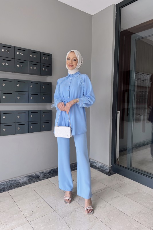 Bebe Mavisi Gisha Taş ve Tüy Detaylı Krep Takım