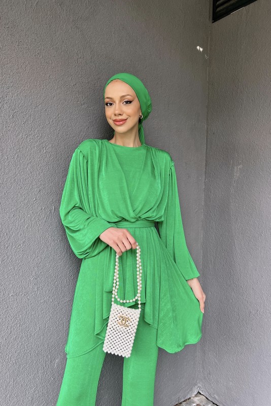 Benetton Yeşili Pile Detaylı Takım