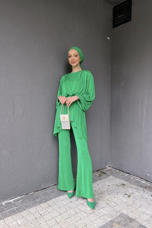Benetton Yeşili Pile Detaylı Takım