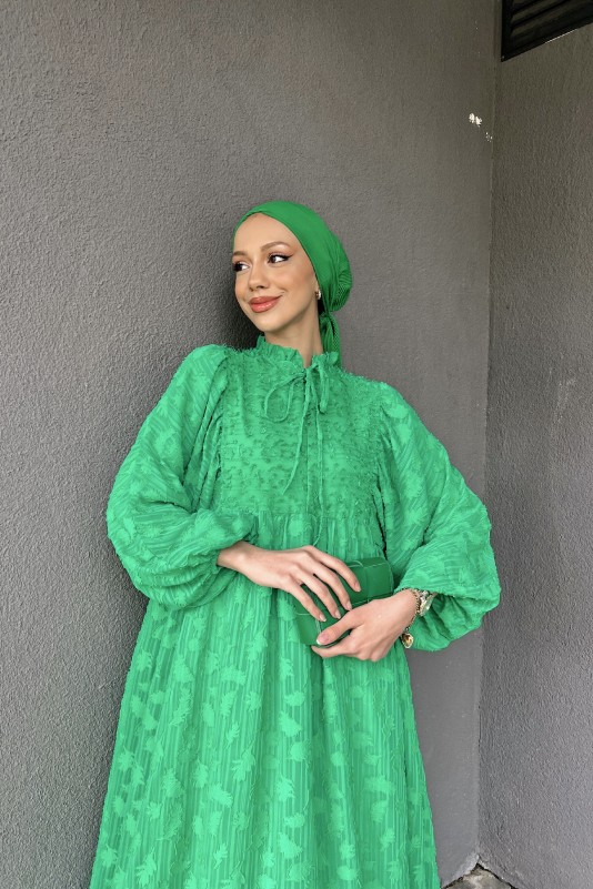 Benetton Yeşili Tüylü Şifon Elbise