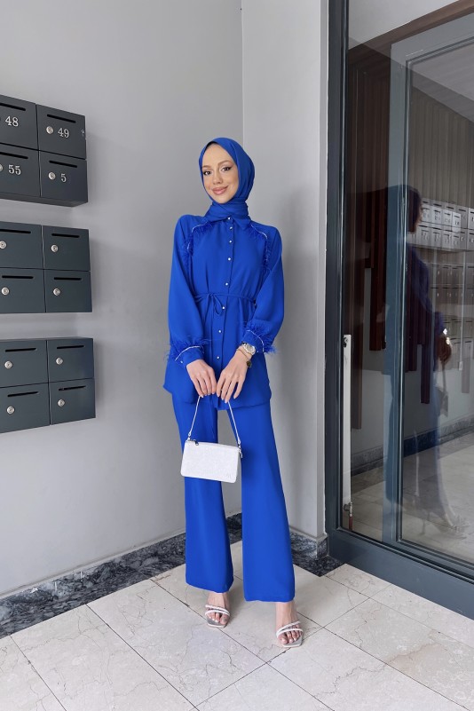 Saks Gisha Taş ve Tüy Detaylı Krep Takım