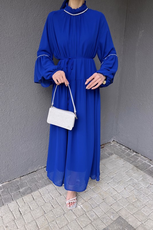 Saks Mavisi Helen Taş Detaylı Şifon Elbise