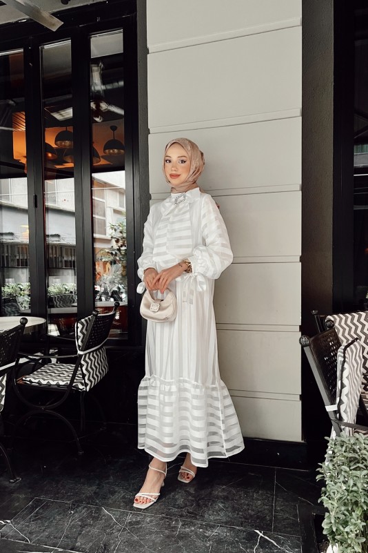 Beyaz Bianca Şifon Elbise
