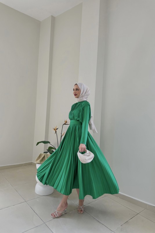 Benetton Yeşili Pilise Elbise