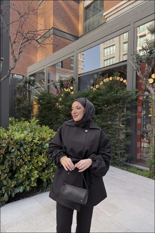 Siyah Martha Kol Ve Sırt Büzgülü Ceket