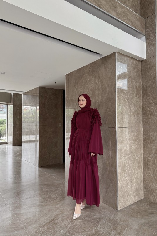 Bordo Biance Omuz Fırfırlı Şifon Elbise