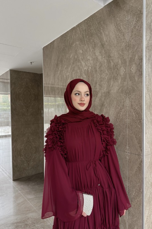 Bordo Biance Omuz Fırfırlı Şifon Elbise