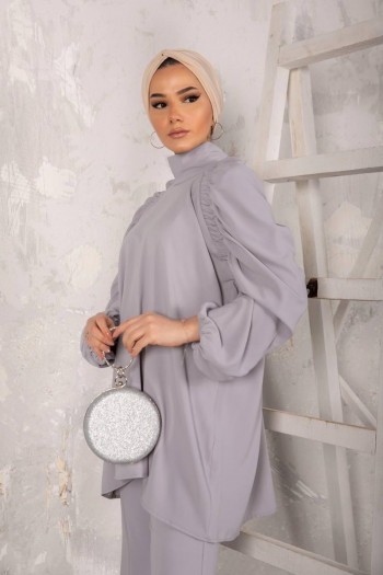 Gri Lastik Detaylı Takım