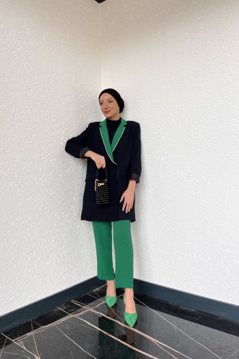 Zümrüt Bionce Garnili Krep Takım