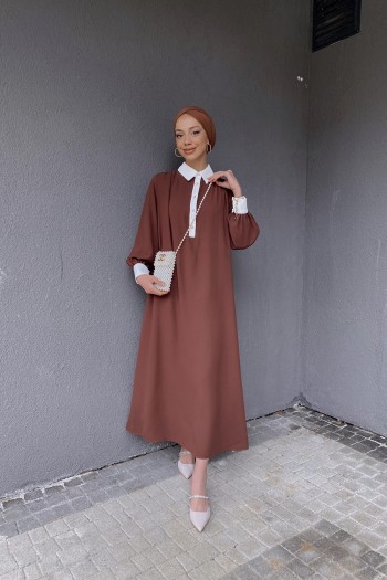 Kahve Garnili Elbise