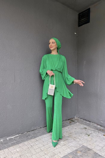 Benetton Yeşili Pile Detaylı Takım