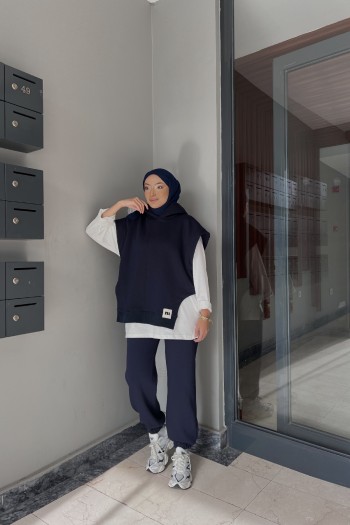 Lacivert Şardonlu Üçlü Spor Takım
