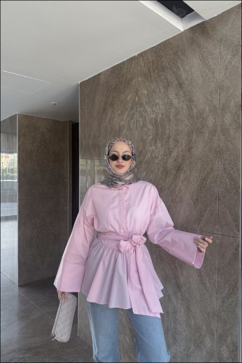 Pembe Minel Kuşaklı Gömlek
