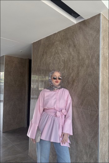Pembe Minel Kuşaklı Gömlek