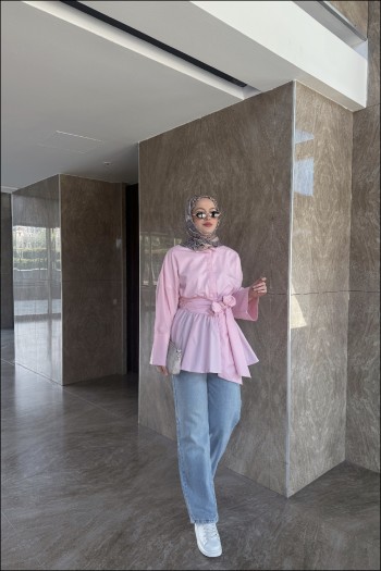 Pembe Minel Kuşaklı Gömlek