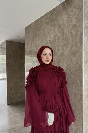 Bordo Biance Omuz Fırfırlı Şifon Elbise